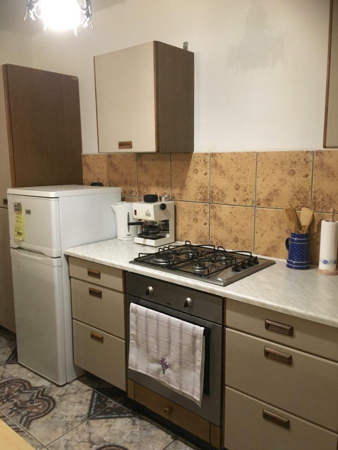 Levendula Apartmanhaz Lägenhet Sümeg Exteriör bild